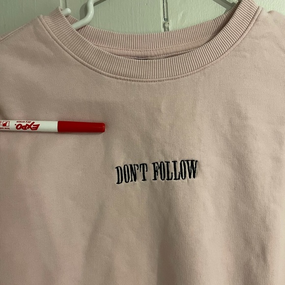 Crew Neck - Picture 3 of 5